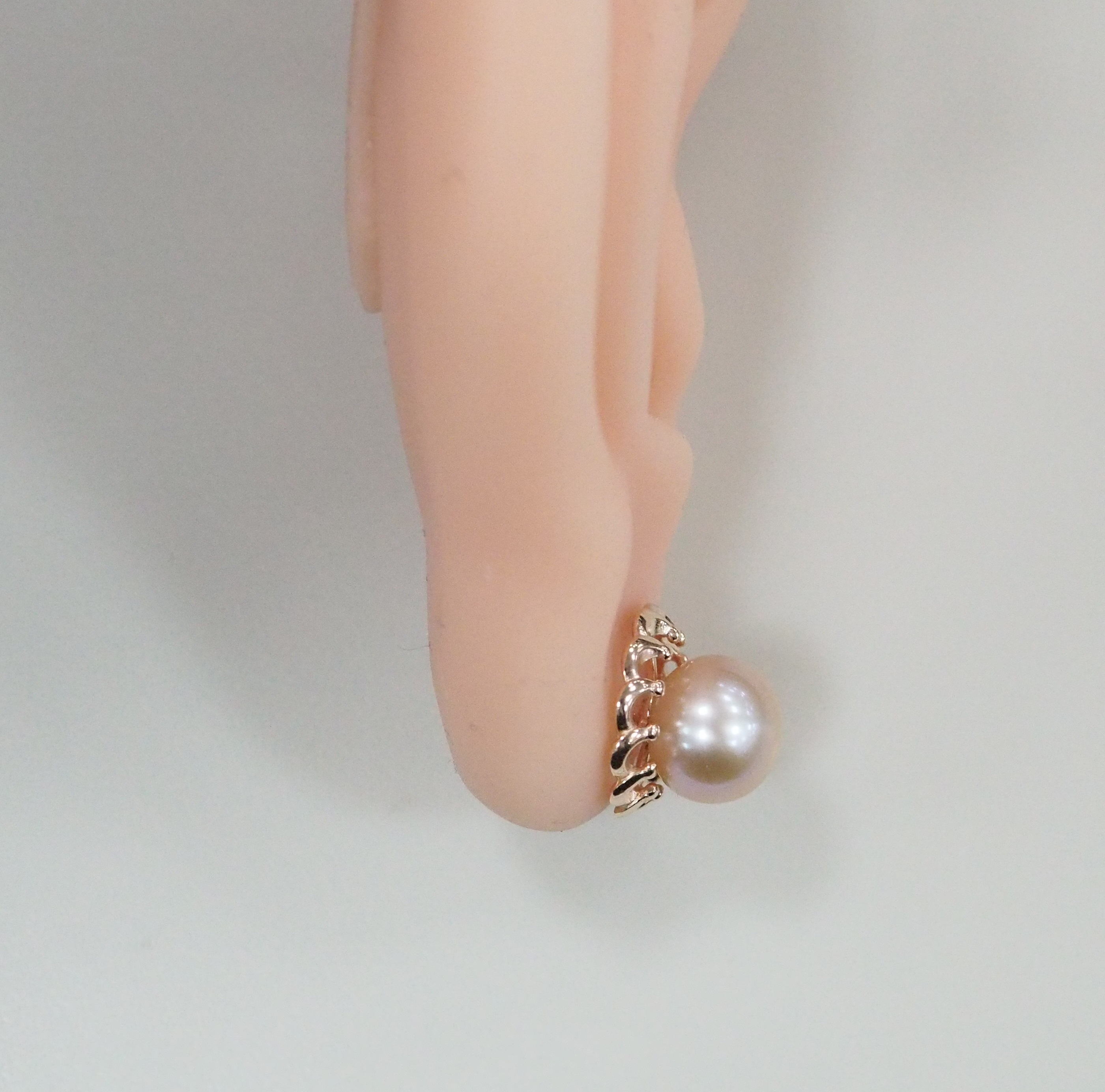 Серебряные серьги-пусеты с розовым жемчугом